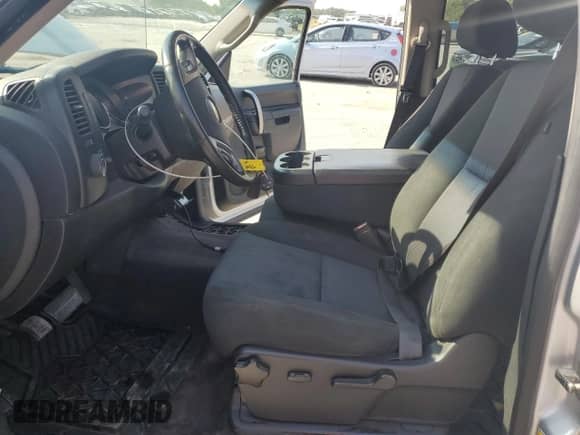 2013 Chevrolet Silverado 1500 LT z VIN 3GCPKSE75DG276055, wystawiony jako Copart lot #80181455 z przebiegiem 127 961 mil mil oraz Szkoda całkowita • Salvage title. Historia ofert i sprzedaży dostępna na DreamBid. Obrazek 7.