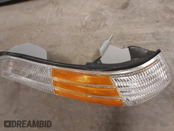 ✅ 1995 Ford Crown Victoria LX • VIN: 2FALP74W0SX195270 • Lot: 41840082. Listed on IAAI with 139,967 mi. Free auction sales archive from the USA and detailed vehicle history report at DreamBid. Image 19.