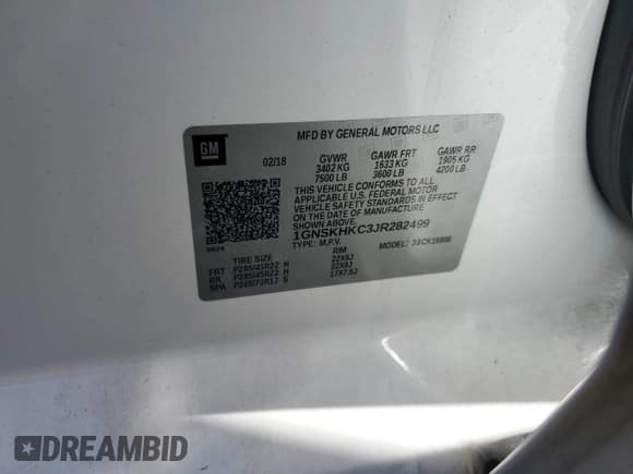 ✅ 2018 Chevrolet Suburban LT • VIN: 1GNSKHKC3JR282499 • Lot: 82163735. Wystawiony na Copart z przebiegiem 107 147 mil. Bezpłatny archiwum sprzedaży aukcyjnych z USA i szczegółowy raport historii pojazdu na DreamBid. Zdjęcie 13.