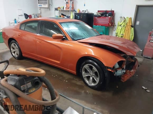 2011 Dodge Charger Rallye с VIN 2B3CL3CG9BH506618, выставлен на аукционе IAAI как лот 41574495 с пробегом 68 032 миль миль и . История ставок и продаж доступна на DreamBid. Изображение 1.