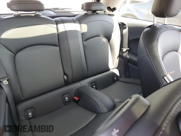 ✅ 2019 MINI Hardtop Cooper • VIN: WMWXP5C5XK2H95208 • Lot: 68387115. Listed on Copart with 47,233 mi. Free auction sales archive from the USA and detailed vehicle history report at DreamBid. Image 10.