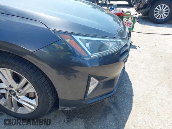 ✅ 2020 Hyundai Elantra Value Edition • VIN: 5NPD84LF1LH575538 • Lot: 42998696. Listed on IAAI with 172,548 mi. Free auction sales archive from the USA and detailed vehicle history report at DreamBid. Image 6.
