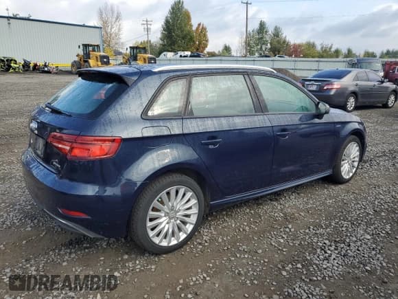 ✅ 2017 Audi A3 e-tron Sportback Premium • VIN: WAUUPBFF1HA036741 • Lot: 87309805. Listed on Copart with 52,342 mi. Free auction sales archive from the USA and detailed vehicle history report at DreamBid. Image 3.