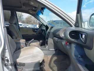 2005 Hyundai Santa Fe GLS z VIN KM8SC13D95U917986, wystawiony jako IAAI lot #41423901 z przebiegiem 163 885 mil mil oraz . Historia ofert i sprzedaży dostępna na DreamBid. Obrazek 5.