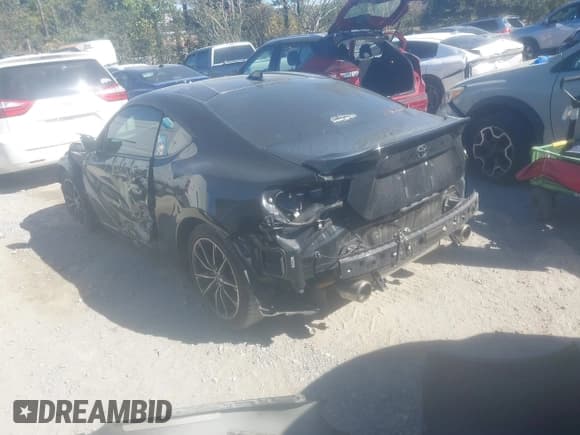 ✅ 2020 Toyota 86 • VIN: JF1ZNAA15L8752388 • Lot: 43480456. Listed on IAAI with 55,210 mi. Free auction sales archive from the USA and detailed vehicle history report at DreamBid. Image 3.