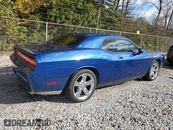 ✅ 2009 Dodge Challenger R/T • VIN: 2B3LJ54T39H588174 • Лот: 90673935. Опубликован ранее на Copart с пробегом 109 477 миль. Бесплатный доступ к архиву аукционных продаж из США и подробный отчёт об истории автомобиля на DreamBid. Изображение 3.