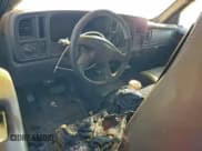 ✅ 2006 Chevrolet Silverado 2500HD Work Truck • VIN: 1GCHC29U46E280481 • Лот: 93956625. Опубликован ранее на Copart с пробегом Не указан. Бесплатный доступ к архиву аукционных продаж из США и подробный отчёт об истории автомобиля на DreamBid. Изображение 8.