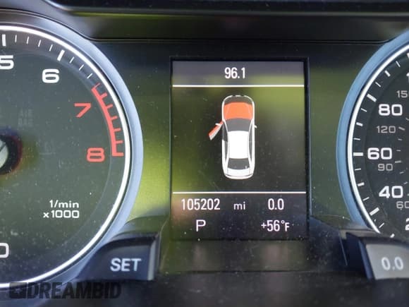 ✅ 2012 Audi A4 Premium Plus • VIN: WAUFFAFL5CN015758 • Lot: 43883043. Listed on IAAI with 105,202 mi. Free auction sales archive from the USA and detailed vehicle history report at DreamBid. Image 7.