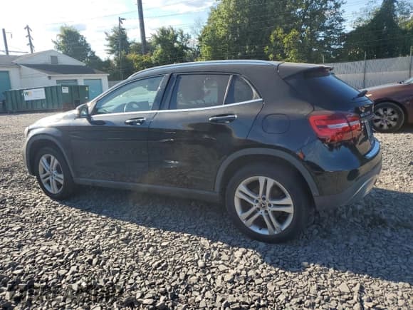 ✅ 2019 Mercedes-Benz GLA 250 • VIN: WDCTG4GB9KU010880 • Лот: 80425575. Опубликован ранее на Copart с пробегом Не указан. Бесплатный доступ к архиву аукционных продаж из США и подробный отчёт об истории автомобиля на DreamBid. Изображение 2.