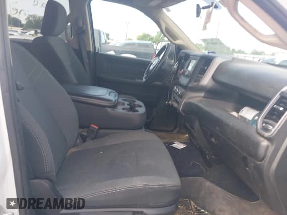 ✅ 2020 Ram 2500 Tradesman • VIN: 3C6UR4HL4LG266478 • Lot: 42508474. Listed on IAAI with 125,048 mi. Free auction sales archive from the USA and detailed vehicle history report at DreamBid. Image 5.