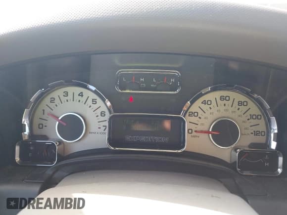 ✅ 2008 Ford Expedition Limited • VIN: 1FMFU19578LA80681 • Lot: 42772213. Wystawiony na IAAI z przebiegiem 304 538 mil. Bezpłatny archiwum sprzedaży aukcyjnych z USA i szczegółowy raport historii pojazdu na DreamBid. Zdjęcie 7.