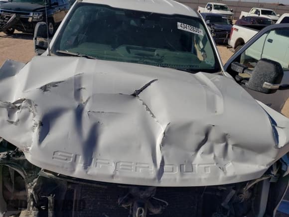 ✅ 2022 Ford F-250 XL • VIN: 1FT7W2BT6NEC15036 • Lot: 43412835. Listed on Copart with 133,478 mi. Free auction sales archive from the USA and detailed vehicle history report at DreamBid. Image 11.