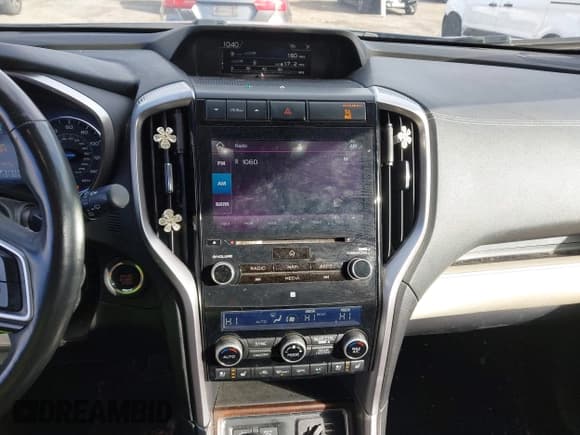 ✅ 2019 Subaru Ascent Touring • VIN: 4S4WMARD7K3488967 • Lot: 43666937. Listed on IAAI with 115,132 mi. Free auction sales archive from the USA and detailed vehicle history report at DreamBid. Image 19.