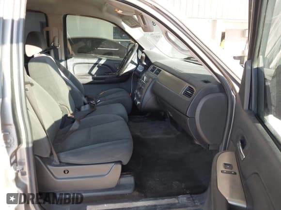 ✅ 2007 Chevrolet Avalanche LS • VIN: 3GNEC12067G311364 • Lot: 43763877. Listed on IAAI with 260,572 mi. Free auction sales archive from the USA and detailed vehicle history report at DreamBid. Image 5.