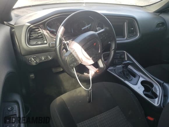 ✅ 2021 Dodge Challenger GT • VIN: 2C3CDZJG0MH615381 • Lot: 72647252. Listed on Copart with 23,608 mi. Free auction sales archive from the USA and detailed vehicle history report at DreamBid. Image 8.