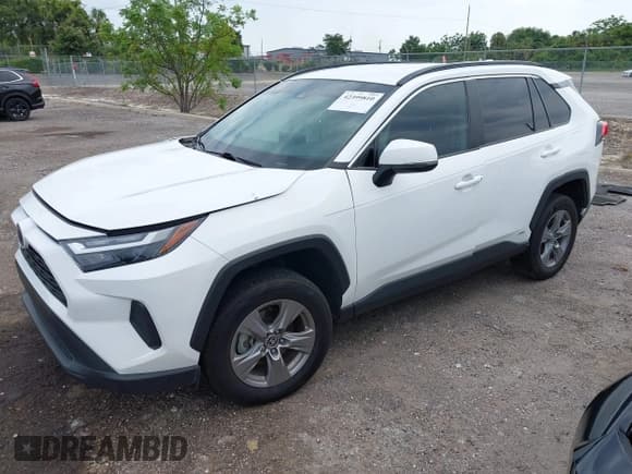 ✅ 2022 Toyota RAV4 Hybrid XLE • VIN: 4T3RWRFV4NU080211 • Lot: 42399810. Wystawiony na IAAI z przebiegiem 101 205 mil. Bezpłatny archiwum sprzedaży aukcyjnych z USA i szczegółowy raport historii pojazdu na DreamBid. Zdjęcie 2.