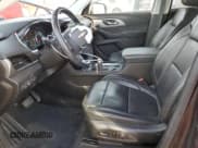 ✅ 2018 Chevrolet Traverse LT • VIN: 1GNEVHKW5JJ253051 • Lot: 50237035. Listed on Copart with 82,612 mi. Free auction sales archive from the USA and detailed vehicle history report at DreamBid. Image 7.