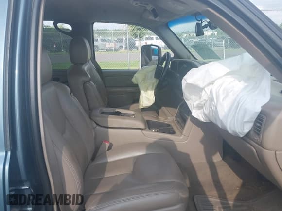 ✅ 2007 GMC Sierra 1500 SLE1 • VIN: 2GTEK13Z471112573 • Lot: 42739915. Listed on IAAI with 154,974 mi. Free auction sales archive from the USA and detailed vehicle history report at DreamBid. Image 5.