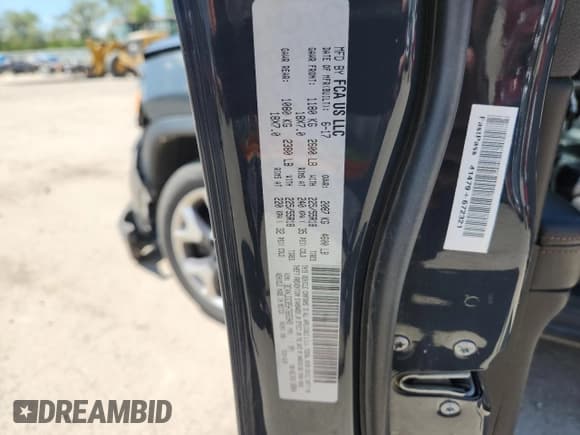 ✅ 2017 Jeep Compass Limited • VIN: 3C4NJDCB5HT665949 • Лот: 70034675. Опубликован ранее на Copart с пробегом 72 063 миль. Бесплатный доступ к архиву аукционных продаж из США и подробный отчёт об истории автомобиля на DreamBid. Изображение 13.