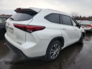 ✅ 2023 Toyota Highlander XLE • VIN: 5TDKDRBHXPS508701 • Lot: 91060945. Listed on Copart with 40,890 mi. Free auction sales archive from the USA and detailed vehicle history report at DreamBid. Image 3.