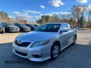 ✅ 2011 Toyota Camry LE • VIN: 4T1BF3EKXBU627380 • Lot: 92352485. Wystawiony na Copart z przebiegiem 182 268 mil. Bezpłatny archiwum sprzedaży aukcyjnych z USA i szczegółowy raport historii pojazdu na DreamBid. Zdjęcie 2.