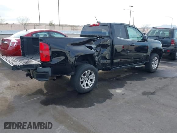 ✅ 2018 Chevrolet Colorado 2WD LT • VIN: 1GCHSCEA4J1266892 • Lot: 41776488. Listed on IAAI with 151,321 mi. Free auction sales archive from the USA and detailed vehicle history report at DreamBid. Image 4.