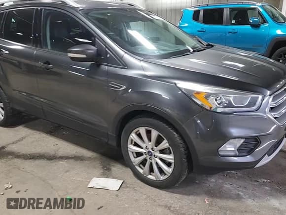 ✅ 2017 Ford Escape Titanium • VIN: 1FMCU9J92HUD36414 • Лот: 92243825. Опубликован ранее на Copart с пробегом 116 095 миль. Бесплатный доступ к архиву аукционных продаж из США и подробный отчёт об истории автомобиля на DreamBid. Изображение 15.