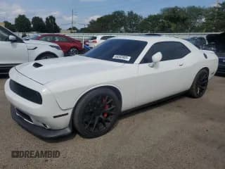 ✅ 2015 Dodge Challenger SRT 392 • VIN: 2C3CDZDJ2FH911416 • Lot: 69262805. Wystawiony na Copart z przebiegiem 42 644 mil. Bezpłatny archiwum sprzedaży aukcyjnych z USA i szczegółowy raport historii pojazdu na DreamBid. Zdjęcie 1.