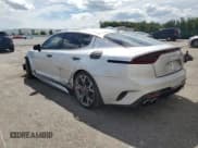 ✅ 2018 Kia Stinger GT1 • VIN: KNAE45LC8J6018111 • Лот: 80482535. Опубликован ранее на Copart с пробегом 76 556 миль. Бесплатный доступ к архиву аукционных продаж из США и подробный отчёт об истории автомобиля на DreamBid. Изображение 2.