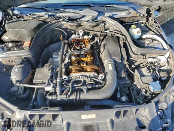 ✅ 2013 Mercedes-Benz C 250 • VIN: WDDGJ4HB5DG067673 • Lot: 94340205. Listed on Copart with 89,754 mi. Free auction sales archive from the USA and detailed vehicle history report at DreamBid. Image 11.