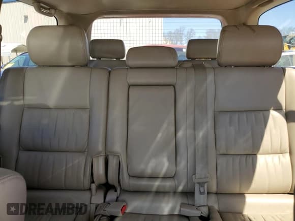 ✅ 2000 Toyota Land Cruiser • VIN: JT3HT05J4Y0087588 • Lot: 49678045. Wystawiony na Copart z przebiegiem 243 167 mil. Bezpłatny archiwum sprzedaży aukcyjnych z USA i szczegółowy raport historii pojazdu na DreamBid. Zdjęcie 10.