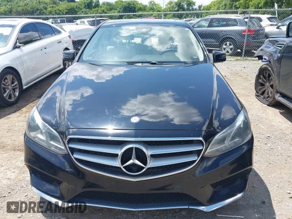 ✅ 2016 Mercedes-Benz E 350 Sport • VIN: WDDHF5KB5GB293458 • Lot: 42828581. Listed on IAAI with 141,642 mi. Free auction sales archive from the USA and detailed vehicle history report at DreamBid. Image 12.