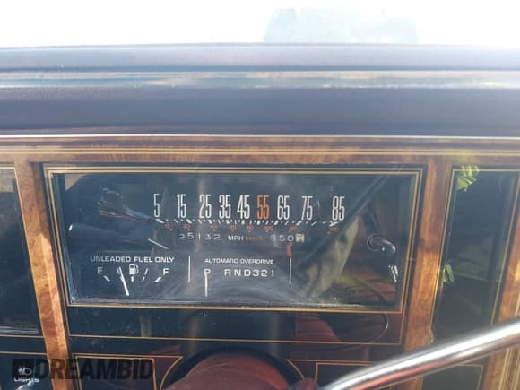 ✅ 1983 Buick Riviera • VIN: 1G4AZ57YXDE429170 • Lot: 41860038. Wystawiony na IAAI z przebiegiem 251 328 mil. Bezpłatny archiwum sprzedaży aukcyjnych z USA i szczegółowy raport historii pojazdu na DreamBid. Zdjęcie 7.