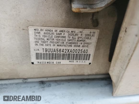 ✅ 1999 Acura TL • VIN: 19UUA5642XA002540 • Lot: 59175485. Wystawiony na Copart z przebiegiem 176 863 mil. Bezpłatny archiwum sprzedaży aukcyjnych z USA i szczegółowy raport historii pojazdu na DreamBid. Zdjęcie 13.