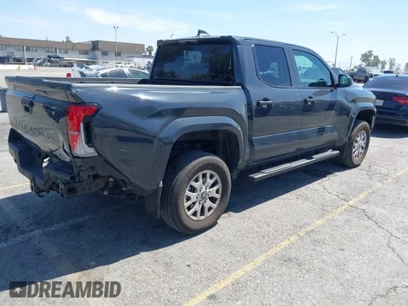 ✅ 2024 Toyota Tacoma SR • VIN: 3TYKD5HNXRT004789 • Lot: 42327359. Listed on IAAI with 16,892 mi. Free auction sales archive from the USA and detailed vehicle history report at DreamBid. Image 4.