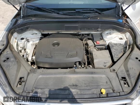 ✅ 2017 Volvo XC90 R-Design • VIN: YV4A22PM7H1133019 • Lot: 49895195. Listed on Copart with 105,398 mi. Free auction sales archive from the USA and detailed vehicle history report at DreamBid. Image 12.