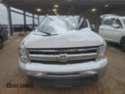 ✅ 2009 Chevrolet Silverado 1500 • VIN: 2GCEC23J191140301 • Lot: 45950505. Wystawiony na Copart z przebiegiem Nie podano. Bezpłatny archiwum sprzedaży aukcyjnych z USA i szczegółowy raport historii pojazdu na DreamBid. Zdjęcie 5.