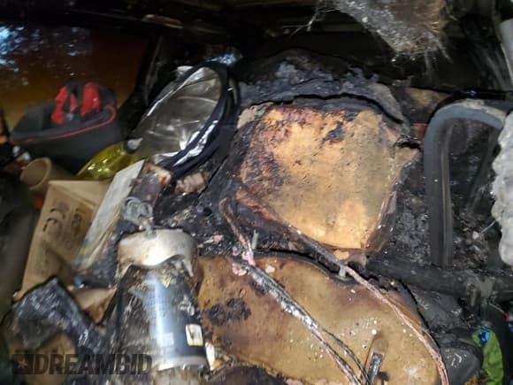 ✅ 2004 Mercury Monterey Convenience • VIN: 2MRDA20294BJ11563 • Lot: 88540025. Wystawiony na Copart z przebiegiem Nie podano. Bezpłatny archiwum sprzedaży aukcyjnych z USA i szczegółowy raport historii pojazdu na DreamBid. Zdjęcie 10.