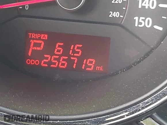 ✅ 2013 Kia Sorento LX • VIN: 5XYKT3A67DG393788 • Lot: 43655319. Listed on IAAI with 256,719 mi. Free auction sales archive from the USA and detailed vehicle history report at DreamBid. Image 15.