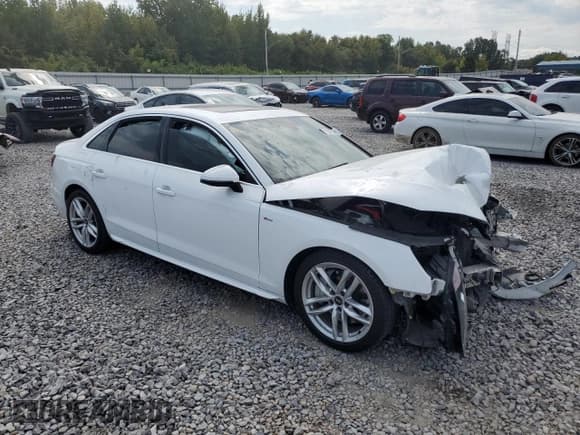 ✅ 2023 Audi A4 S line Premium Plus • VIN: WAUEAAF41PN006709 • Лот: 71301655. Опубликован ранее на Copart с пробегом Не указан. Бесплатный доступ к архиву аукционных продаж из США и подробный отчёт об истории автомобиля на DreamBid. Изображение 4.