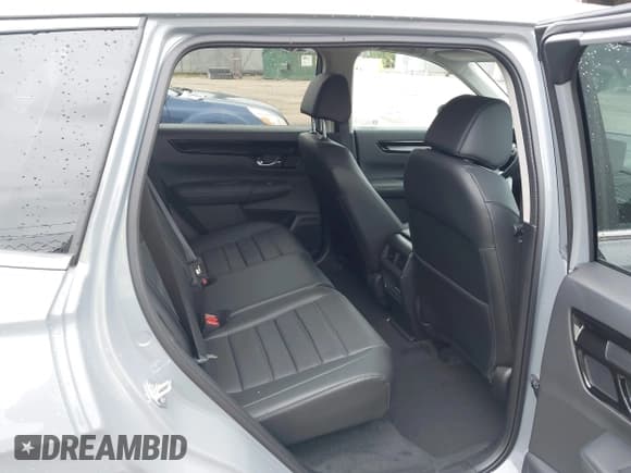 ✅ 2025 Honda CR-V EX-L • VIN: 5J6RS4H79SL013240 • Lot: 43419103. Listed on IAAI with 4,551 mi. Free auction sales archive from the USA and detailed vehicle history report at DreamBid. Image 8.