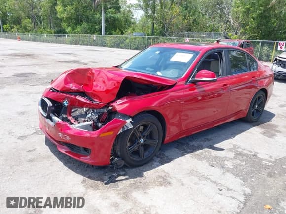 ✅ 2015 BMW 3 Series 328i • VIN: WBA3A5G59FNS88487 • Лот: 42206873. Опубликован ранее на IAAI с пробегом 125 018 миль. Бесплатный доступ к архиву аукционных продаж из США и подробный отчёт об истории автомобиля на DreamBid. Изображение 17.