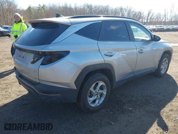 ✅ 2022 Hyundai Tucson Preferred • VIN: KM8JBCAE6NU065702 • Lot: 41757355. Wystawiony na IAAI z przebiegiem 34 092 mil. Bezpłatny archiwum sprzedaży aukcyjnych z USA i szczegółowy raport historii pojazdu na DreamBid. Zdjęcie 4.