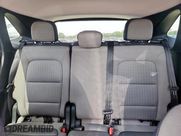 ✅ 2022 Ford Escape S • VIN: 1FMCU0F67NUB17809 • Лот: 85699475. Опубликован ранее на Copart с пробегом 129 475 миль. Бесплатный доступ к архиву аукционных продаж из США и подробный отчёт об истории автомобиля на DreamBid. Изображение 10.