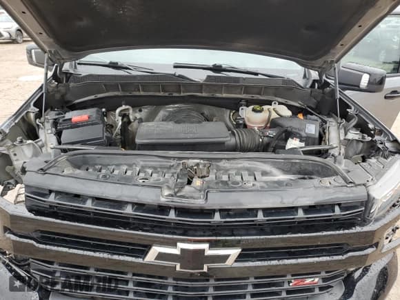 ✅ 2021 Chevrolet Silverado 1500 LT Trail Boss • VIN: 3GCPYFEDXMG260798 • Lot: 70613684. Wystawiony na Copart z przebiegiem 71 882 mil. Bezpłatny archiwum sprzedaży aukcyjnych z USA i szczegółowy raport historii pojazdu na DreamBid. Zdjęcie 11.