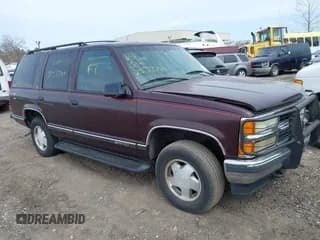 ✅ 1997 Chevrolet Tahoe • VIN: 1GNEK13R5VJ395365 • Lot: 42015206. Listed on IAAI with 121,086 mi. Free auction sales archive from the USA and detailed vehicle history report at DreamBid. Image 1.
