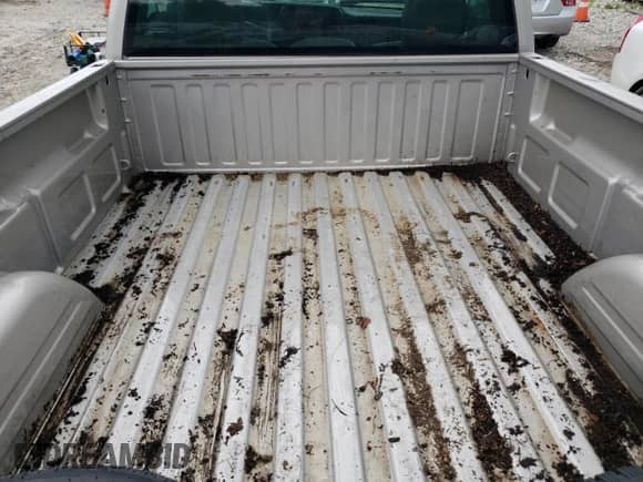 2006 Chevrolet Silverado 1500 Work Truck z VIN 3GCEK14X56G232594, wystawiony jako Copart lot #64507464 z przebiegiem 129 329 mil mil oraz Czysty tytuł • Clean title. Historia ofert i sprzedaży dostępna na DreamBid. Obrazek 10.