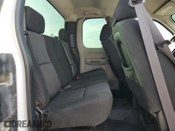 ✅ 2011 Chevrolet Silverado 2500HD Work Truck • VIN: 1GC2KVC88BZ333451 • Lot: 64804405. Wystawiony na Copart z przebiegiem 256 218 mil. Bezpłatny archiwum sprzedaży aukcyjnych z USA i szczegółowy raport historii pojazdu na DreamBid. Zdjęcie 10.