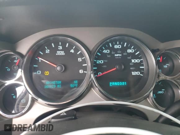 ✅ 2010 Chevrolet Silverado 1500 LT • VIN: 1GCSCSEAXAZ148988 • Lot: 82663464. Wystawiony na Copart z przebiegiem 160 829 mil. Bezpłatny archiwum sprzedaży aukcyjnych z USA i szczegółowy raport historii pojazdu na DreamBid. Zdjęcie 9.