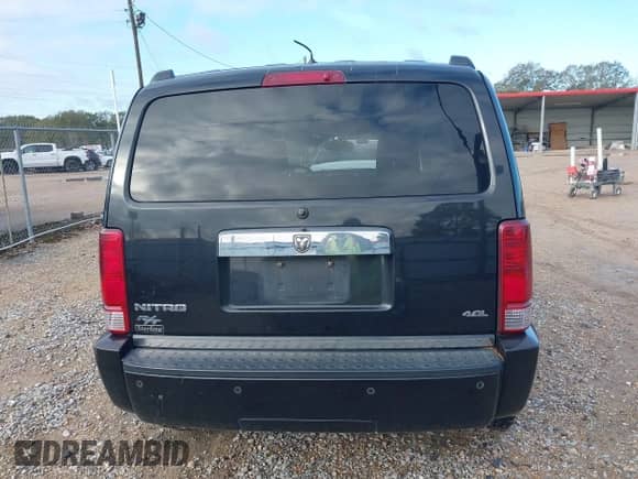 2008 Dodge Nitro R/T с VIN 1D8GT58618W203369, выставлен на аукционе IAAI как лот 41294748 с пробегом 186 104 миль миль и . История ставок и продаж доступна на DreamBid. Изображение 16.